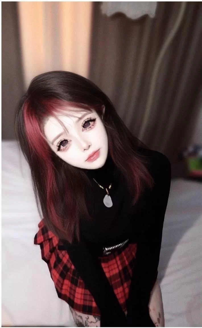 昆明五华区05新人兼职纹身小妹