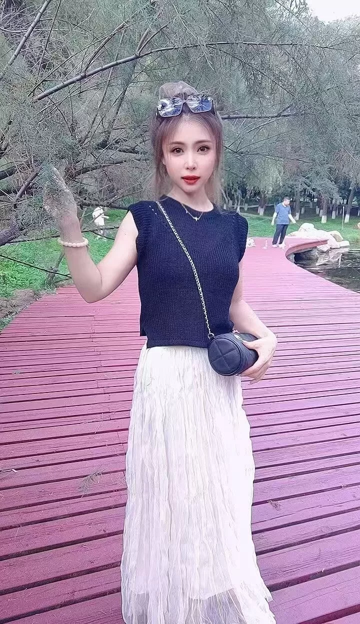 万象城附近娜姐