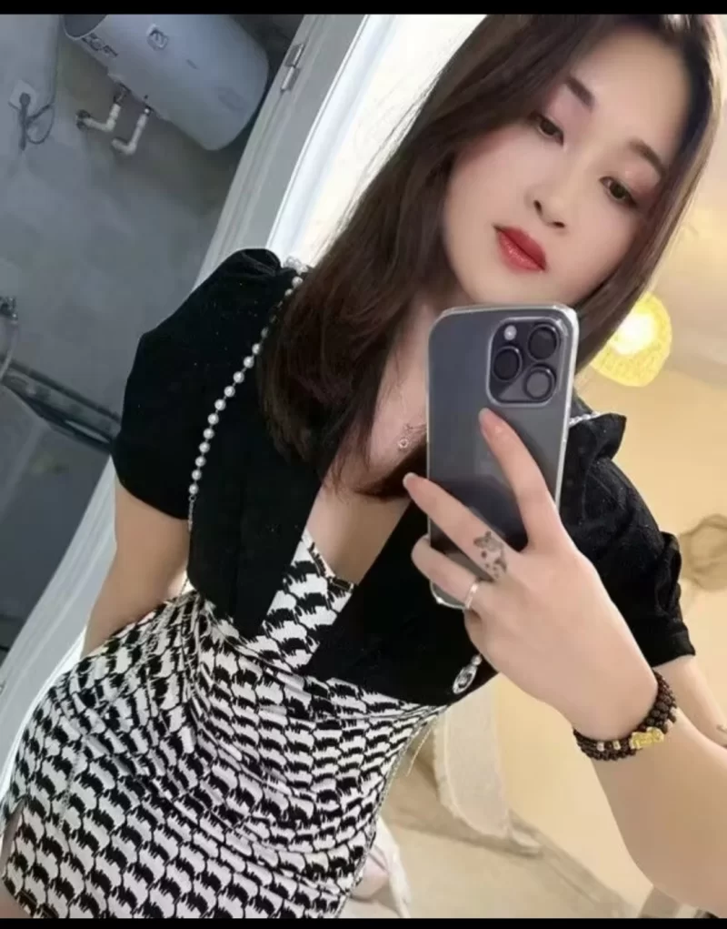 呼市苗条小姐姐