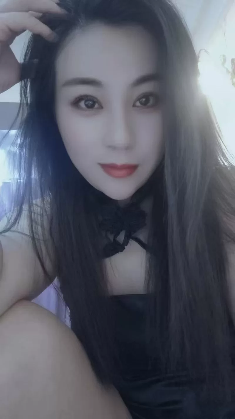 丰乳翘臀美少妇口活一流