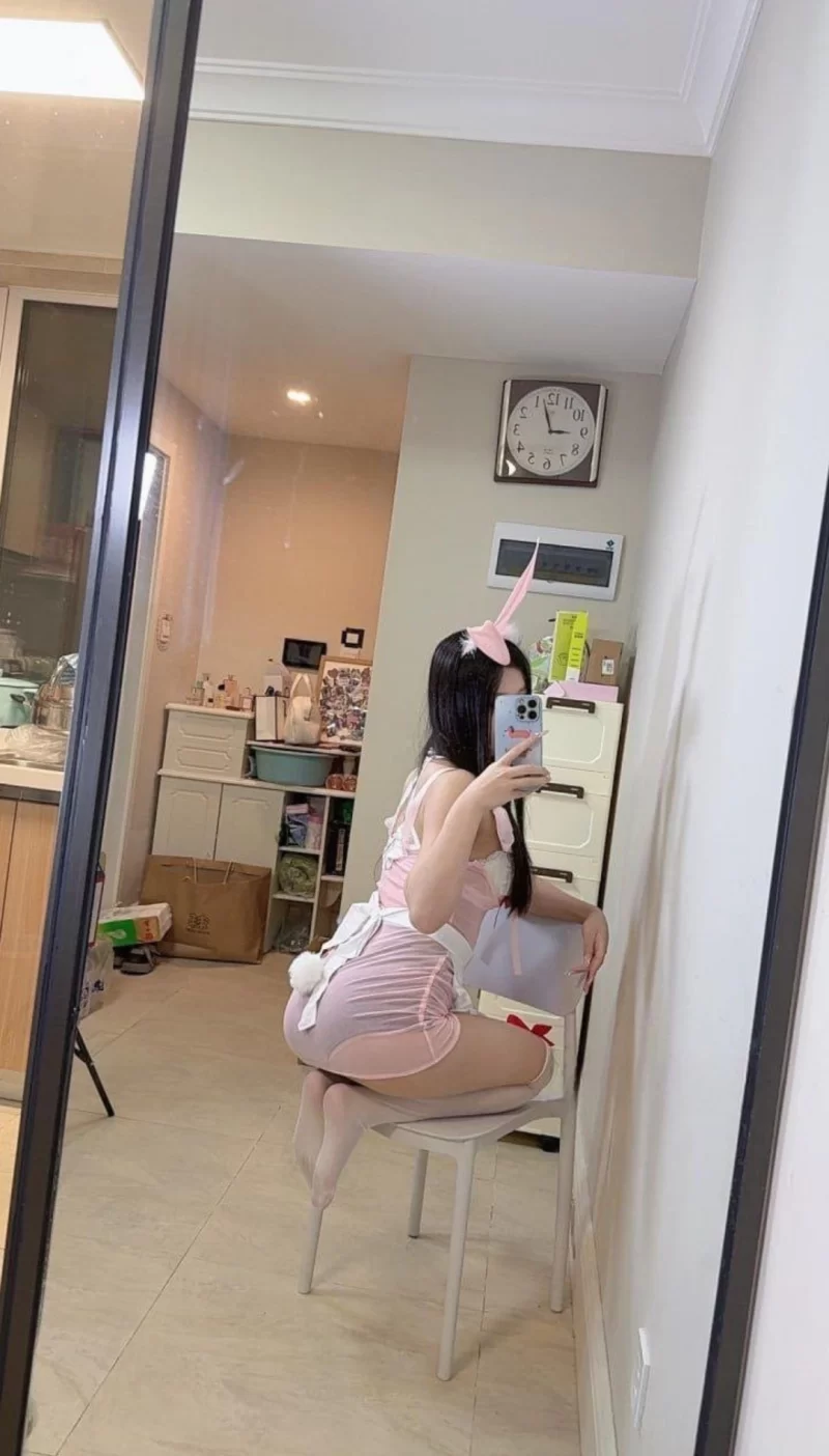 风骚兼职性感小辣妹