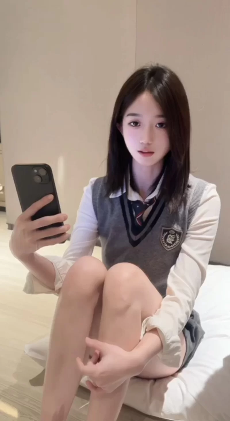 成都教室，自己和闺蜜兼职