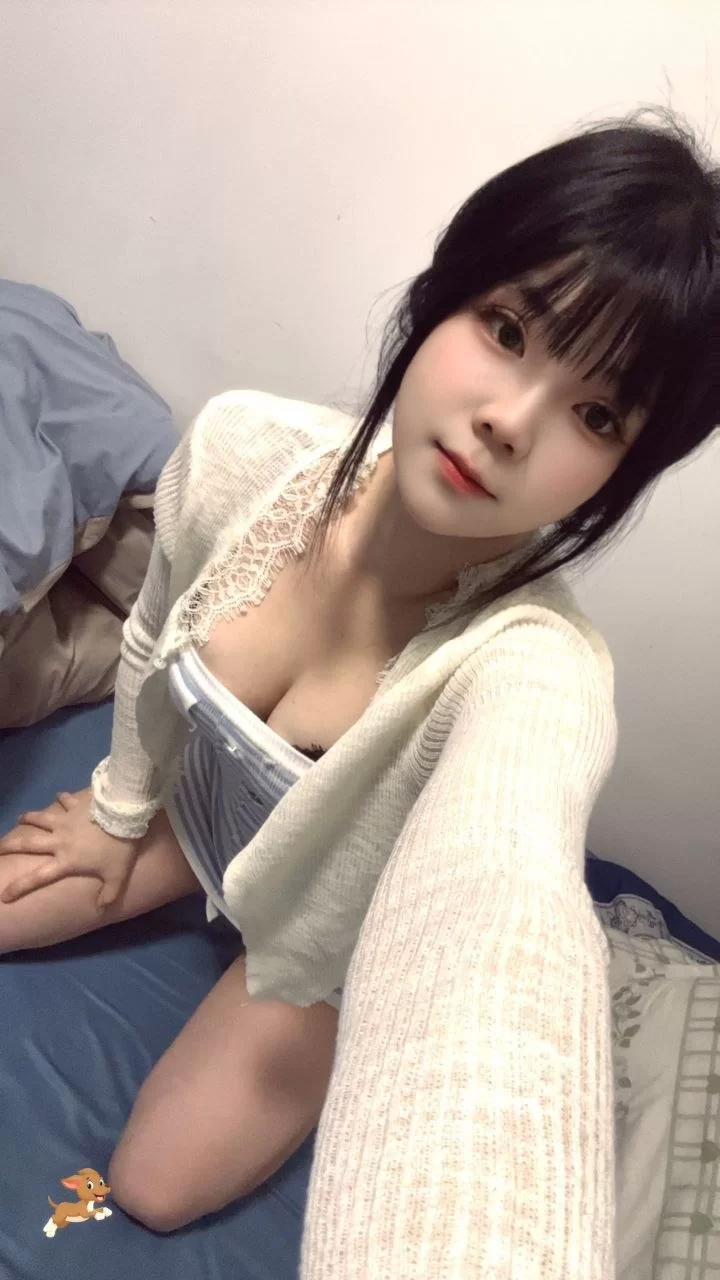 蜀山邻家妹子莓莓