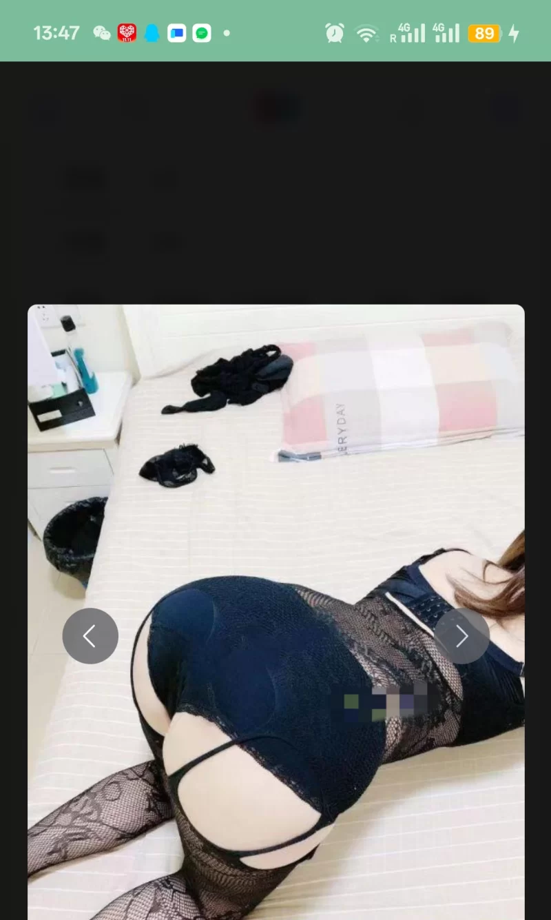市中心骚女月儿姐