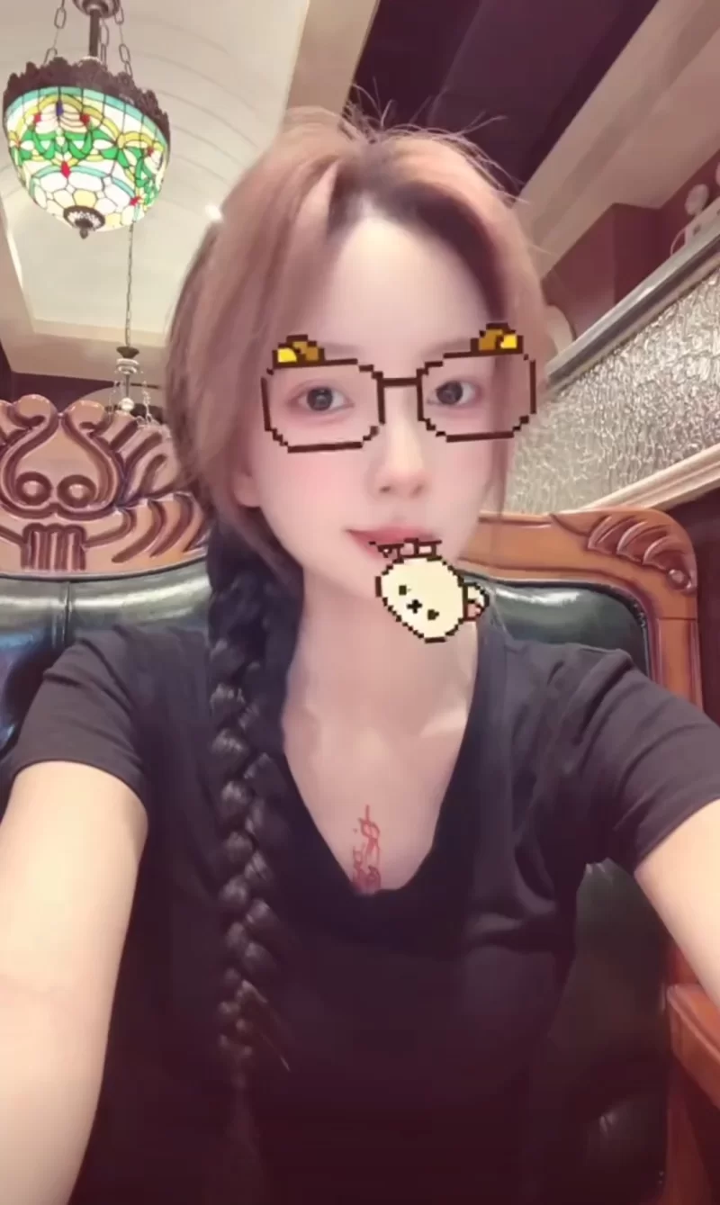 万达附近学生妹