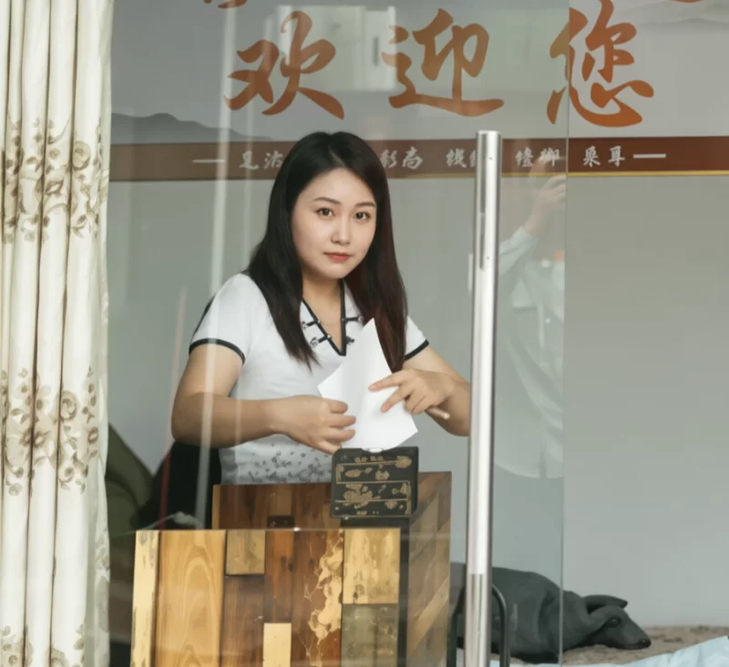 肥西足浴店美貌少妇，超爽