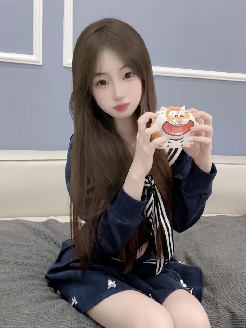 小店水嫩听话小妹
