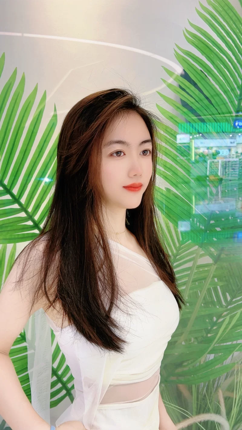 身材好年轻妹子小小