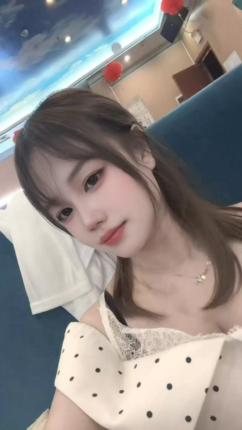 清纯大学生