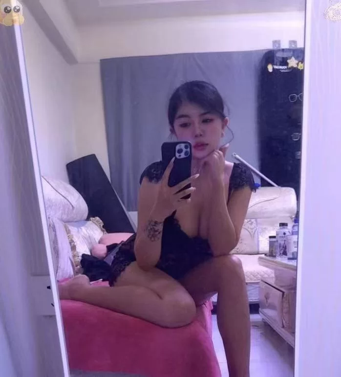 新市区性感美女