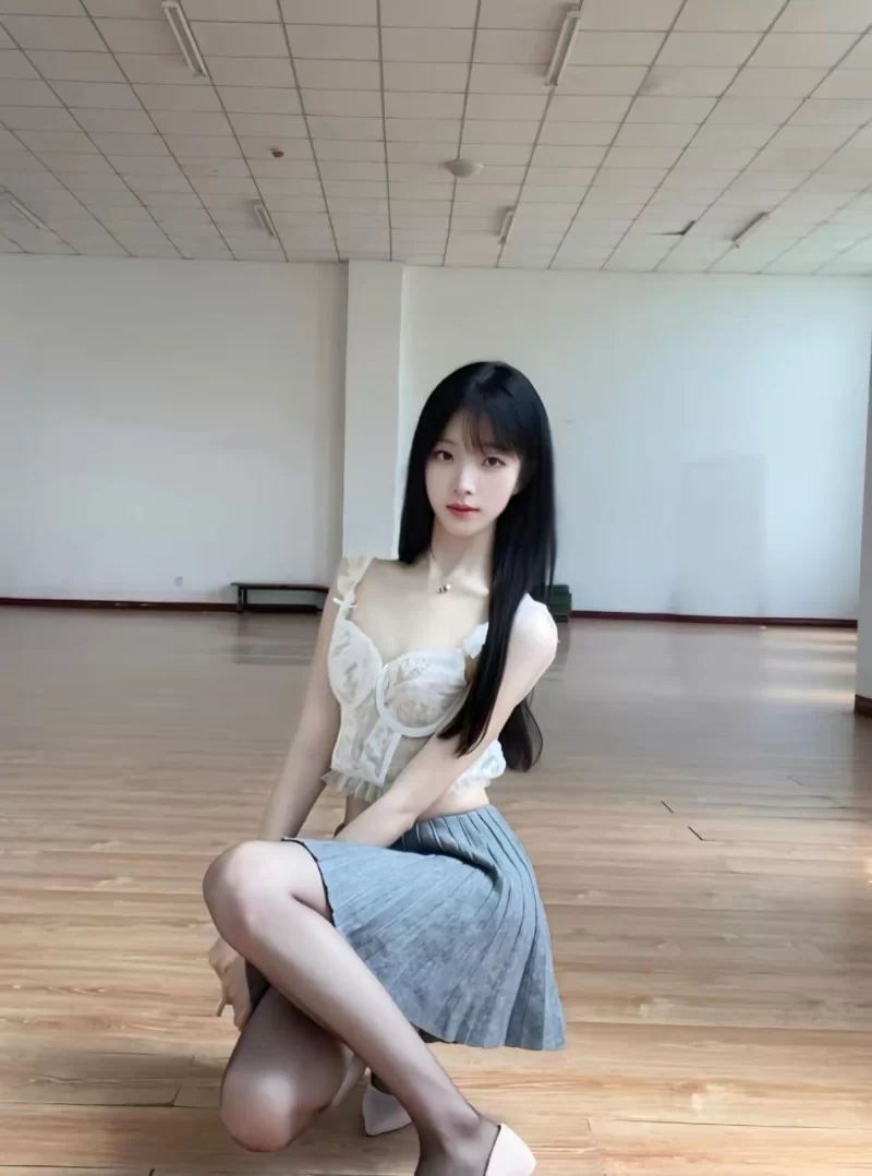大胸好身材川女郎