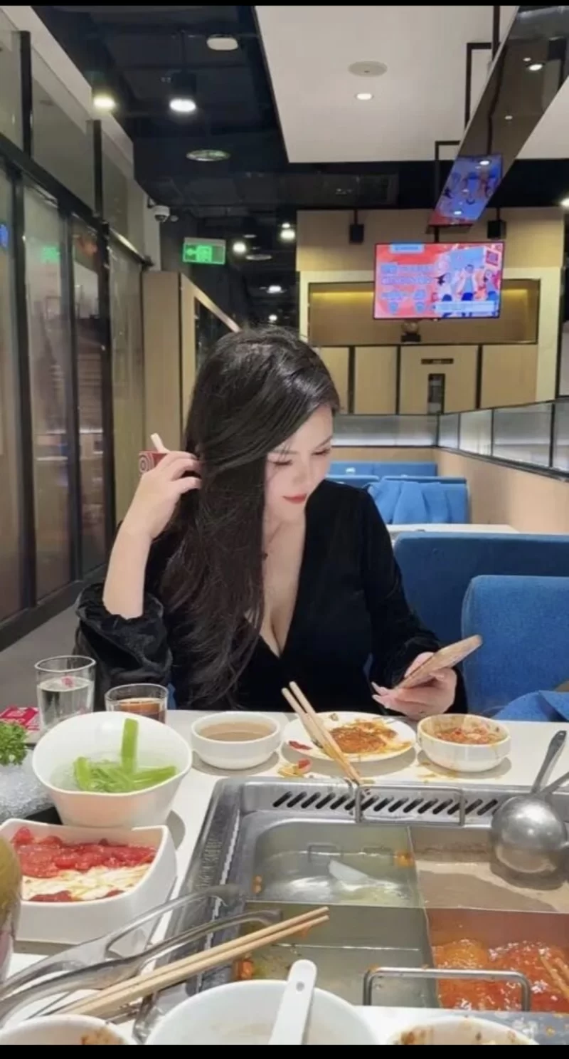 江宁百家湖小少妇