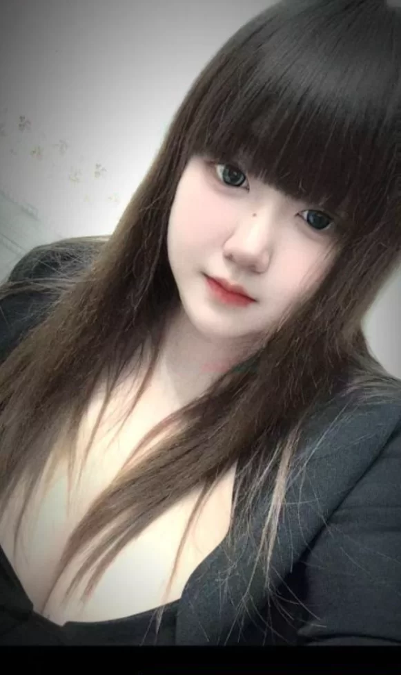 香坊E乳坦克