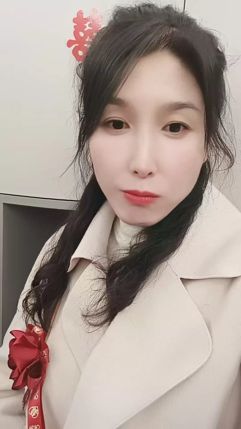 承德少妇，为还债无奈，京津冀考虑