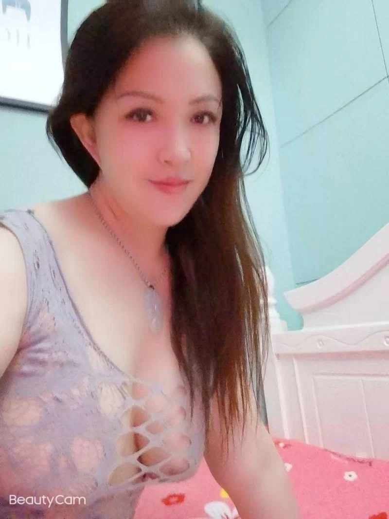 高性价比，出了名服务好的少妇