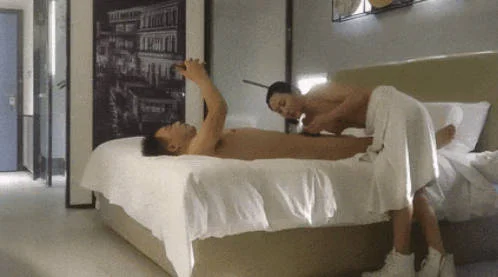【男人榨汁机】主动勾引来第二炮，职业生涯最骚榜第一名，骚气冲天，不当小姐真是屈才了