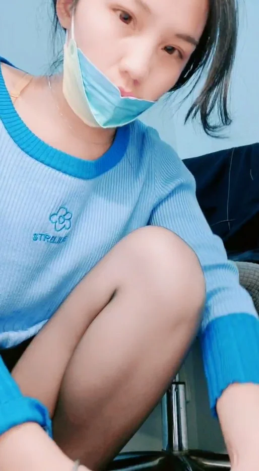 上班塞跳蛋的肉丝客服小姐姐：爽死了卧槽，我白浆都喷完了，肆无忌惮的叫很舒服，太爽了！